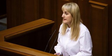Скандал во Львове: Я даже не знала, что был такой музыкант, — нардеп Наталья Пипа о песнях Цоя