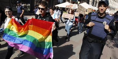Чего добивается ЛГБТ-сообщество от украинских законодателей