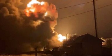 Нічні удари дронів по РФ: БПЛА атакували нафтобазу у Волгоградській області та Краснодарський край