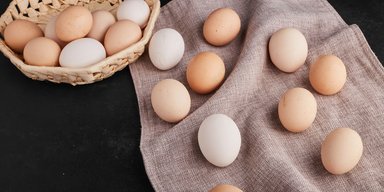Белые или коричневые: влияет ли цвет яиц на их качество и полезные свойства