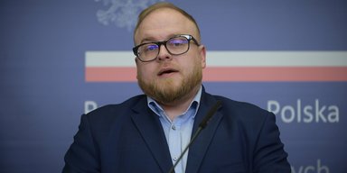 В Польше уволили спикера МИД, который критиковал Зеленского: он отшутился