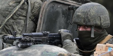 Россияне рвутся к Мариуполю. Враг зашел в Бердянск и окружил Волноваху