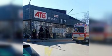 У супермаркеті "АТБ" в Чернігові вибухнув невідомий предмет, є постраждалі (фото)