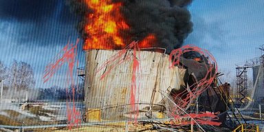 Горить резервуар: у Бєлгородській області БПЛА міг атакувати нафтобазу, — соцмережі (відео)