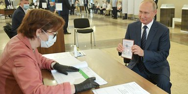 Бог и Путин. Как Кремль переписал российскую конституцию