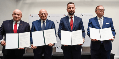 Польща зведе авіабазу поблизу кордону з Україною: подробиці