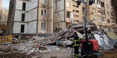ЗС РФ завдали ракетних ударів по Одесі: загинули фельдшер і працівник ДСНС (відео)