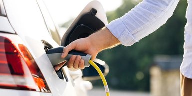 Науковий прорив може змусити електромобілі проїжджати 1000 км на одній зарядці