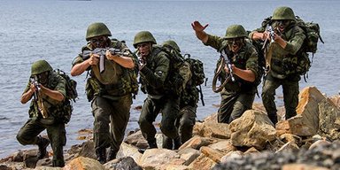 РФ перебросила в Украину морпехов и уникальную технику из Арктики, — Плетенчук