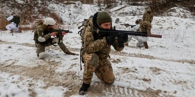 От контрактников к гражданским: чем отличаются ВСУ, ТРО и ДФТО