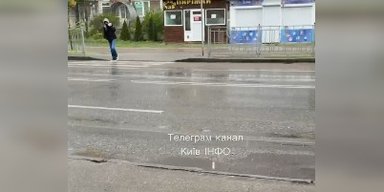 Київ та область накрила непогода: повідомляють про дощ із градом і пилову бурю (відео)
