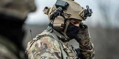 Українські розвідники знищили важливе супутникове обладнання росіян (відео)