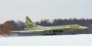 Ту-160 не полетят: под Энгельсом уничтожили резервуары со специфичным топливом (видео)