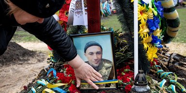 Катували та вбивали: військові РФ примушували українців собою розміновувати поля, — ООН