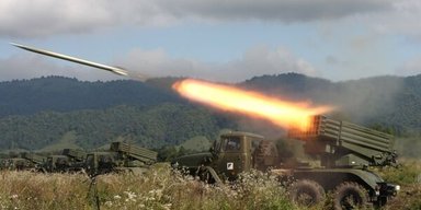 Російські РСЗВ і гаубиці: яку зброю Азербайджан може відправити Україні (фото)