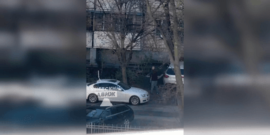 В Киеве мужчина открыл огонь по прохожим и взял заложников, есть погибшие (видео)