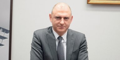 В Мининфра­структуры зарплаты такие, что есть риск работы чиновника в интересах другой компании, — Владимир Шульмейстер