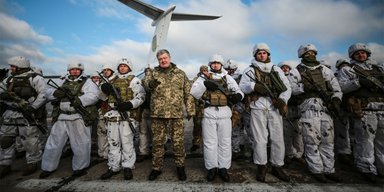 Встряхнулись сами, встряхнули Европу. Что дал Украине месяц военного положения