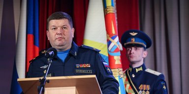 Грозит до 15 лет: в РФ арестовали командира армии ПВО, которая защищает Москву