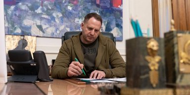 "Никто не может предусмотреть": Ермак назвал факторы, мешающие быстрому контрнаступлению ВСУ