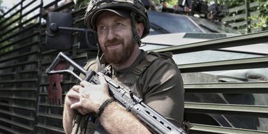 Італія озброїла бійців ЗСУ штурмовими гвинтівками Beretta SC70/90