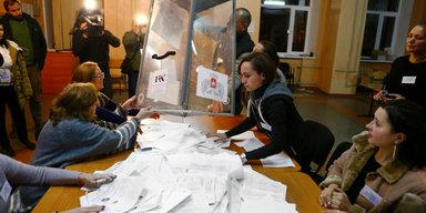 "Один народ". Зачем жителям ОРДЛО разрешили голосовать на российских выборах