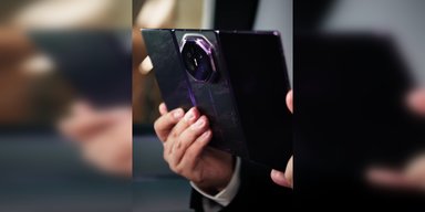 Огромный дисплей и новая камера: Huawei Mate XT 2 впервые показали в сети (фото, видео)