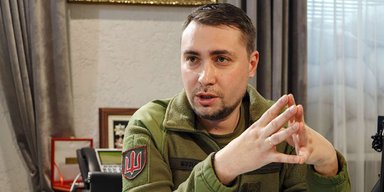 Носить пістолет у кобурі: Буданов розповів, що його намагаються вбити навіть під час переговорів