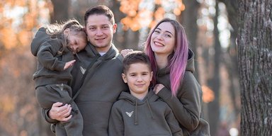 Жена блогера-миллионника Юры Ворожка, который утонул в бассейне, родила дочь (видео)