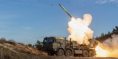 Мощнее американских HIMARS: Польша впервые запустила дальнобойную ракету системы Homar-K