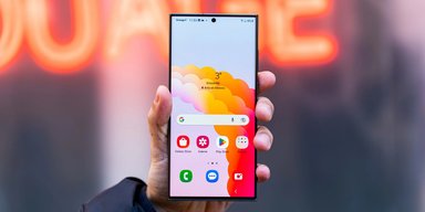 Лучшие смартфоны февраля 2024 по мнению пользователей: кто соперничает с Samsung Galaxy