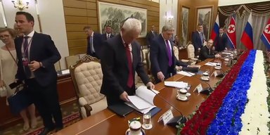 Министров РФ выгнали из зала, пока туда не вошел Ким Чен Ын: у Путина это назвали "казусом" (видео)