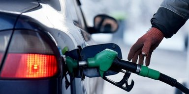 Как не заглохнуть в морозы: аналитик указал на важную деталь при заправке на АЗС