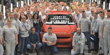 Перший електрокросовер Fiat надійшов у виробництво: подробиці та характеристики (фото)