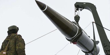 Можуть вдарити по Україні в будь-який момент: перерва в накопиченні ракет РФ закінчилась (відео)