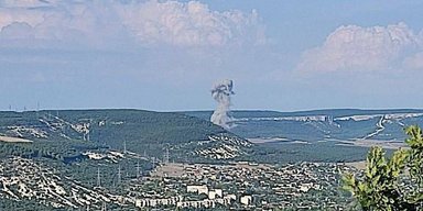На Крым полетели ракеты, а Крымский мост в дымовой завесе: что известно, подробности (фото)
