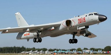 Создан для ядерного оружия: китайский ядерный бомбардировщик Н-6 уже над Аляской?