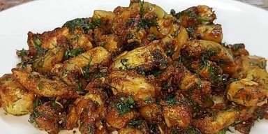 Самый простой летний гарнир: рецепт запеченных баклажанов и кабачков