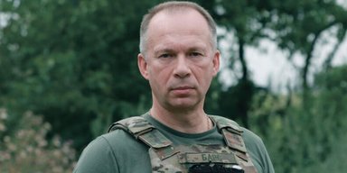 Єдина вулиця і жодного жителя: який вигляд має російське село, де народився Сирський (фото)