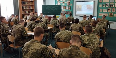 Мобилизация с 18 лет: в Раде рассказали, как будет проходить военное обучение студентов