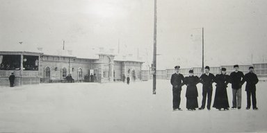 Работа — не волк. Как киевляне встречали Новый год 100 лет назад