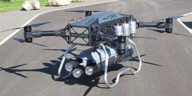 Знищить танк із 30 км: військові показали реактивний дрон Hydra 400 з ракетами Brimstone