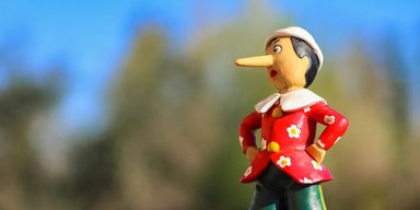 Кілька хитрощів у рукаві. Учені розповіли, як вивести брехуна на чисту воду