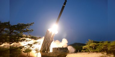 КНДР продає в РФ ракети типу "Катюша", а Південна Корея озброює Польщу, — The Economist