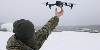 В РФ розробили щит, що захищає бронетехніку від FPV-дронів, — ISW