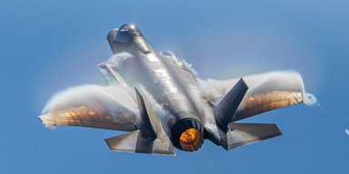Зіткнення з птахом на 107 млн: Південна Корея спише винищувач F-35 після аварії