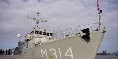 Получит название "Геническ": Нидерланды передадут Украине противоминный корабль класса Alkmaar (видео)