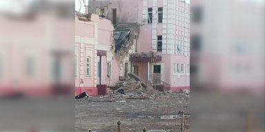 Прятались в Доме культуры: ВСУ ударили по командному пункту войск РФ в Курской области