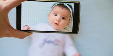 Вся жизнь на виду. Почему не стоит публиковать в Сети фото своих детей и рассказы о них