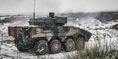 Польские военные выкатили броневик Rosomak с новыми турелями ZSSW-30 (фото)